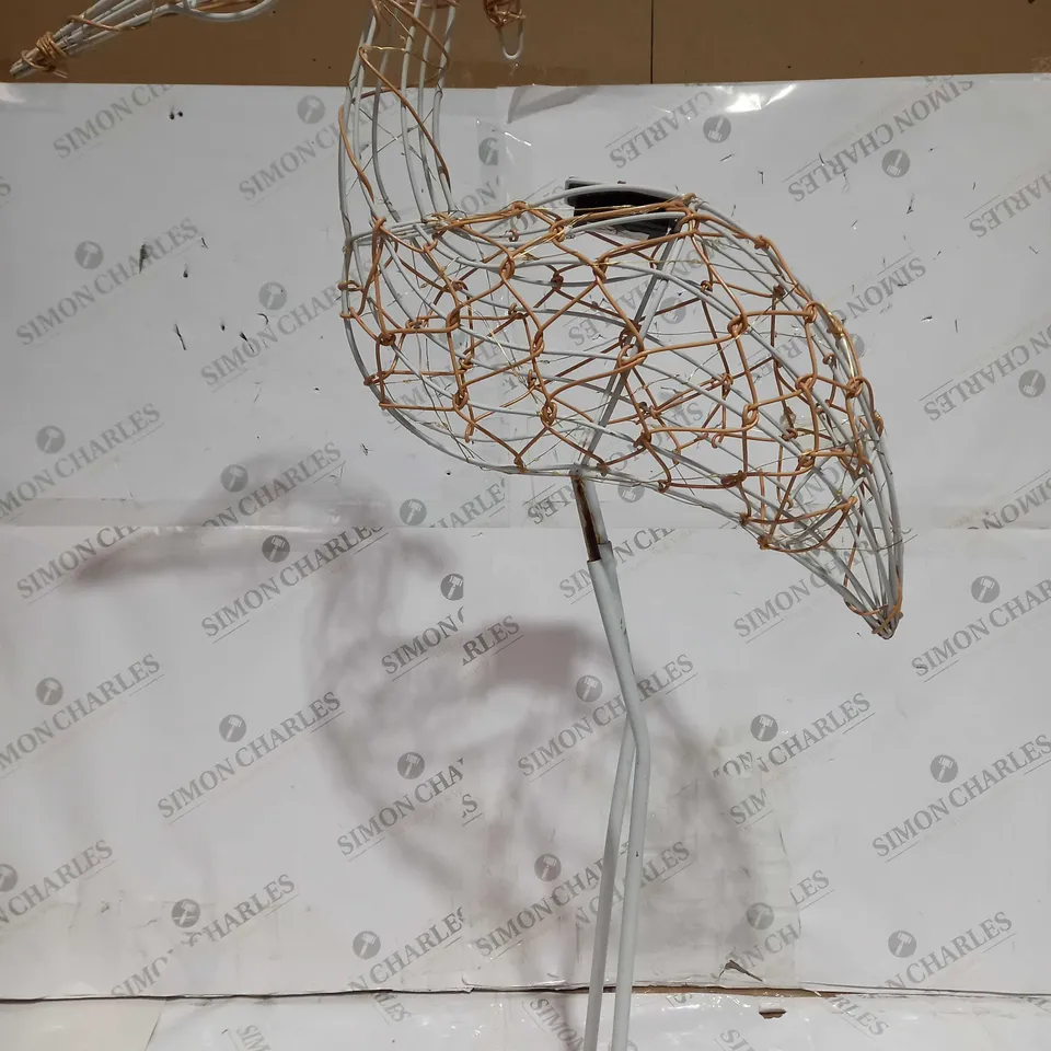 HOME2GARDEN LED BIRD ON STAKE