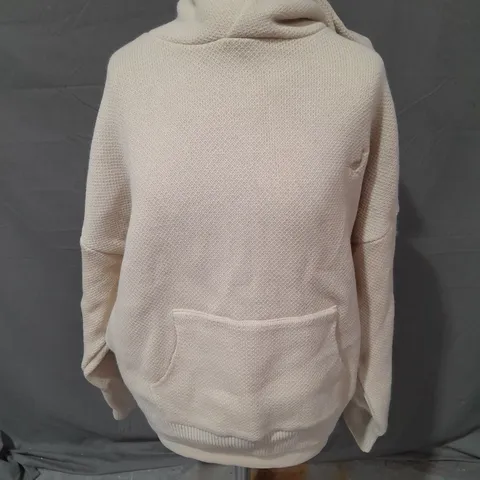 GOOSE & GANDER UNISEX KNIT HOODIE IN SAND SIZE M