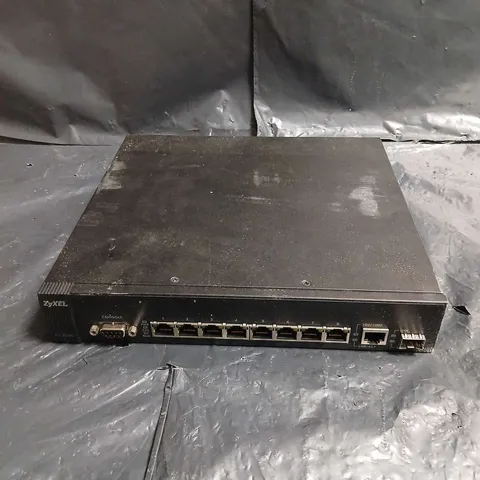 ZYXEL ES-2108PWR 8-PORT ETHERNET SWITCH (CONSOLE PORT) – DESKTOP