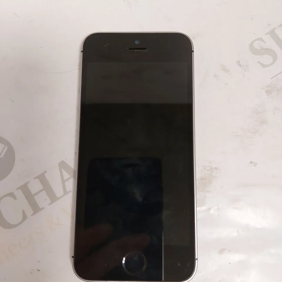 APPLE IPHONE SE (1ST GENERATION) A1723 