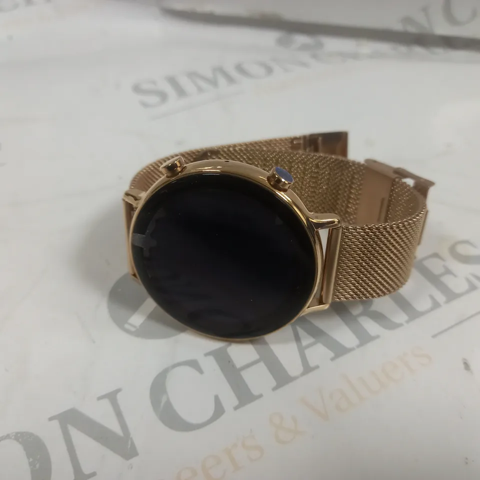 BOXED SMARTWATCH IN IN GOLD COLOUR