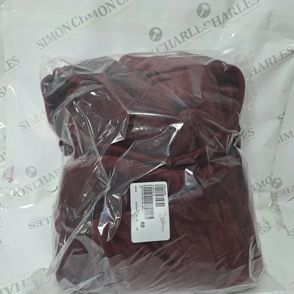 BOXED COZEE HOME VELVETSOFT HEATED THROW IN SHIRAZ WINE