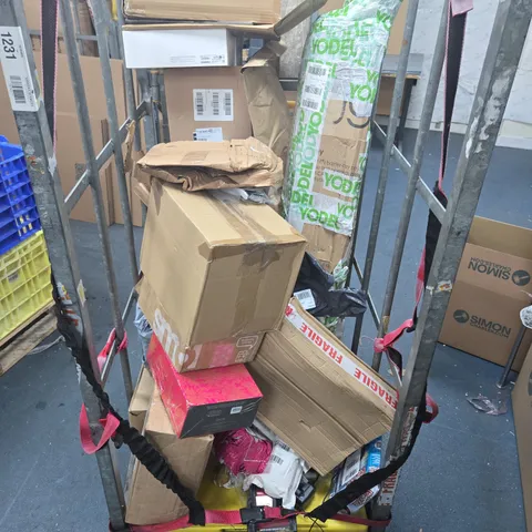 CAGE OF APPROXIMATELY 10 ASSORTED HOUSEHOLD ITEMS TOO INCLUDE VACUUM ACCESSORIES AND MIRRORS   - COLLECTION ONLY
