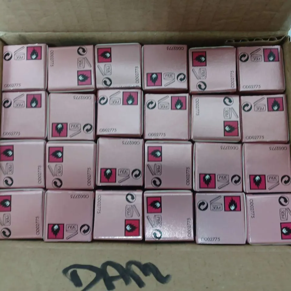 APPROXIMATELY 24 BOXED ONE DIRECTION THAT MOMENT EAU DE PARFUM ROLLERBALL (24 x 10ml)