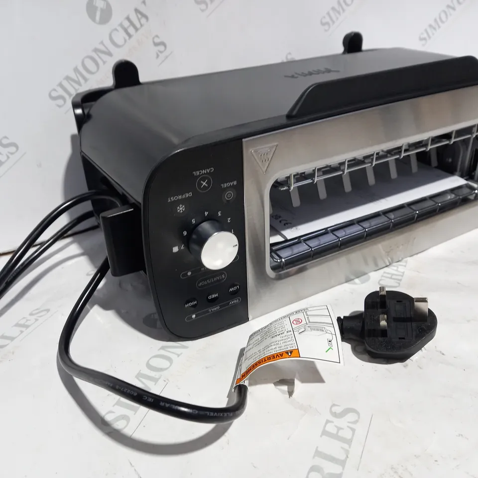BOXED NINJA 2 IN 1 TOASTER & GRILL ST100UK
