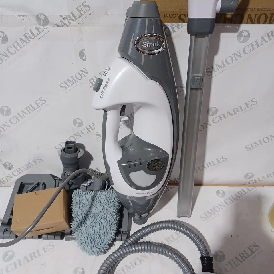 BOXED SHARK FLOOR AND HANDHELD STEAM CLEANER