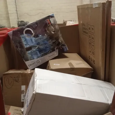 PALLET OF ASSORTED HOUSEHOLD GOODS AND PRODUCTS TO INCLUDE; FULL-LENGTH MIRRORS, FROZEN CASTLE PLAY SET ETC