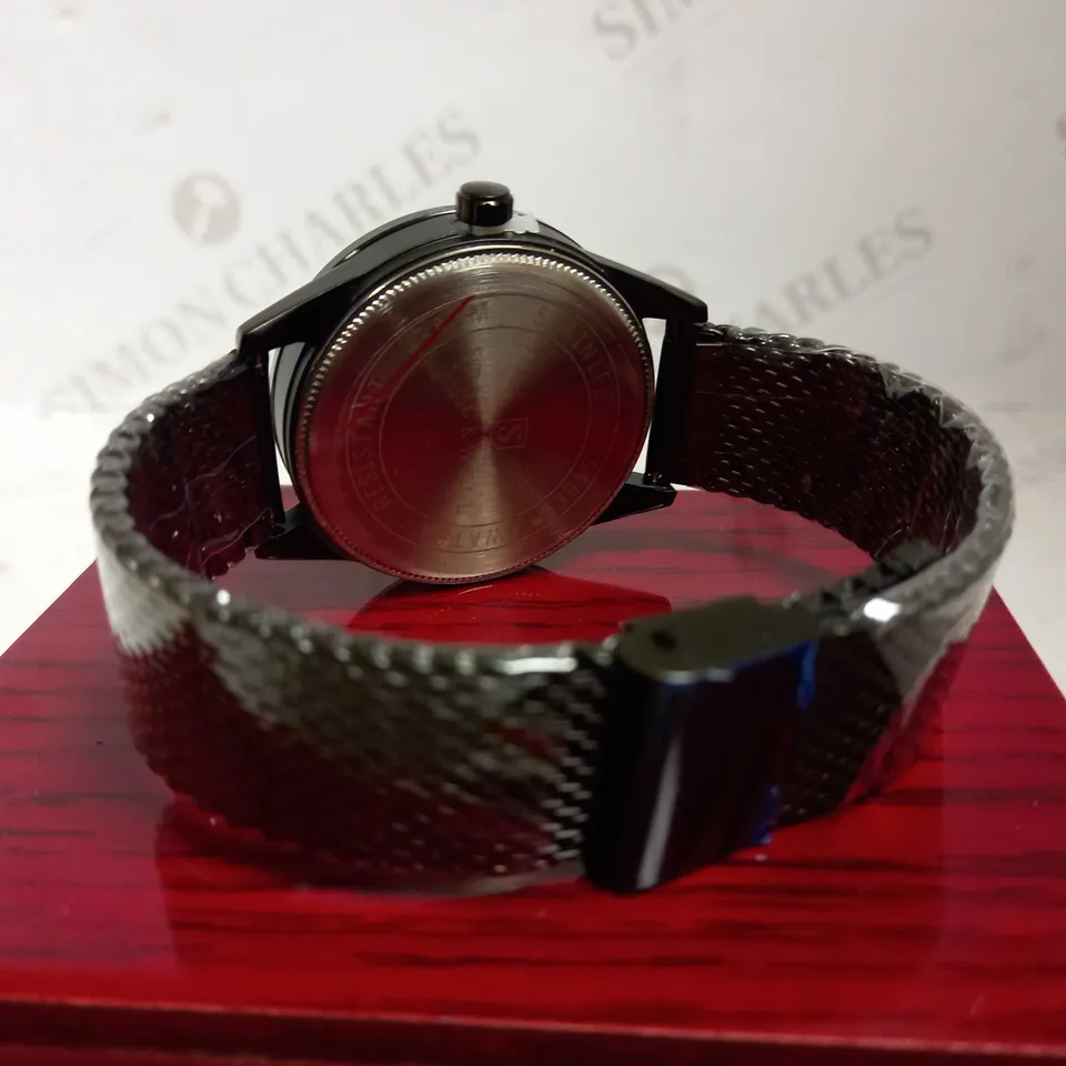STOCKWELL DATE DIAL MESH STRAP WRISTWATCH RRP £650