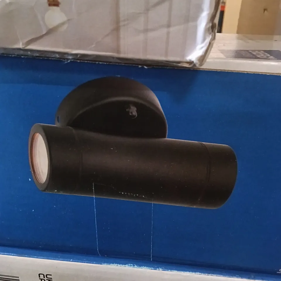 BOXED SAXBY LIGHTING WALL LIGHT 
