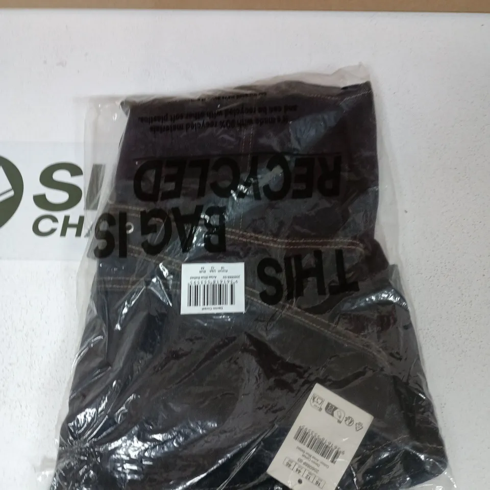 BOX OF APPROXIMATELY 15 ASSORTED CLOTHING ITEMS TO INCLUDE: DENIM CORSET 
