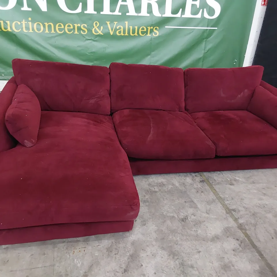 QUALITY BRITISH DESIGNER LOUNGE Co.PALOMINA CHAISE SOFA PLUM PLUSH FABRIC 