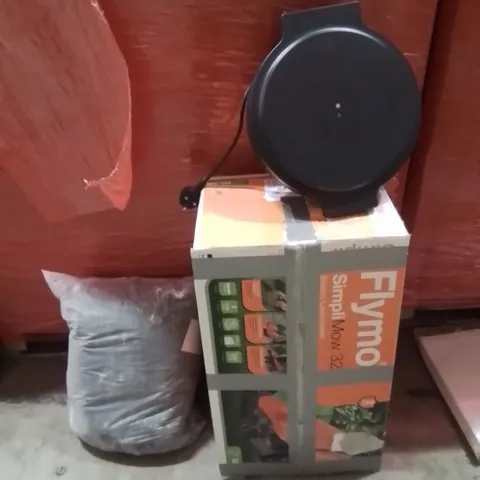 PALLET OF ASSORTED HOUSEHOLD GOODS AND PRODUCTS TO INCLUDE;LAWN MOWER,BLANKET,PIZZA MAKER