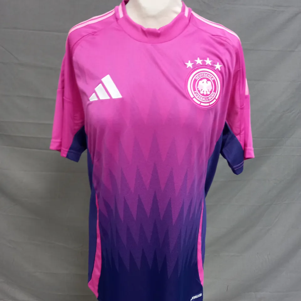 ADIDAS GERMAN FOOTBALL SHIRT - US MEDIUM