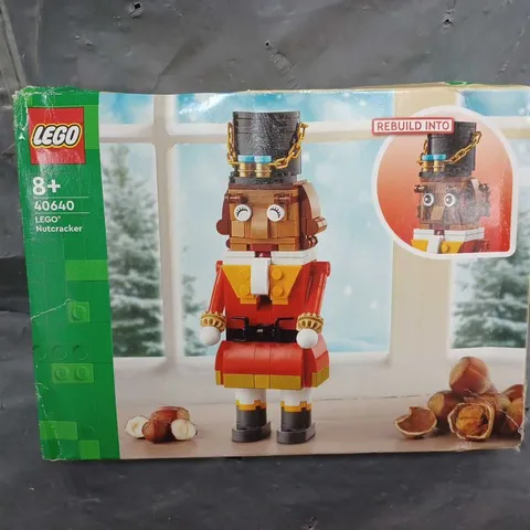 BOXED LEGO NUTCRACKER - 40640