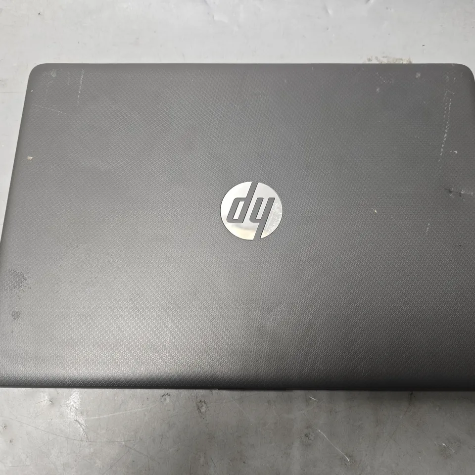 HP 240 G7 LAPTOP 