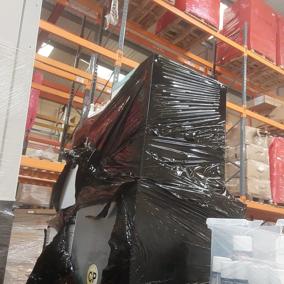 PALLET CONTAINING APPROXIMATELY 5x ASSORTED LEC MEDICAL AND CANDY FRIDGES