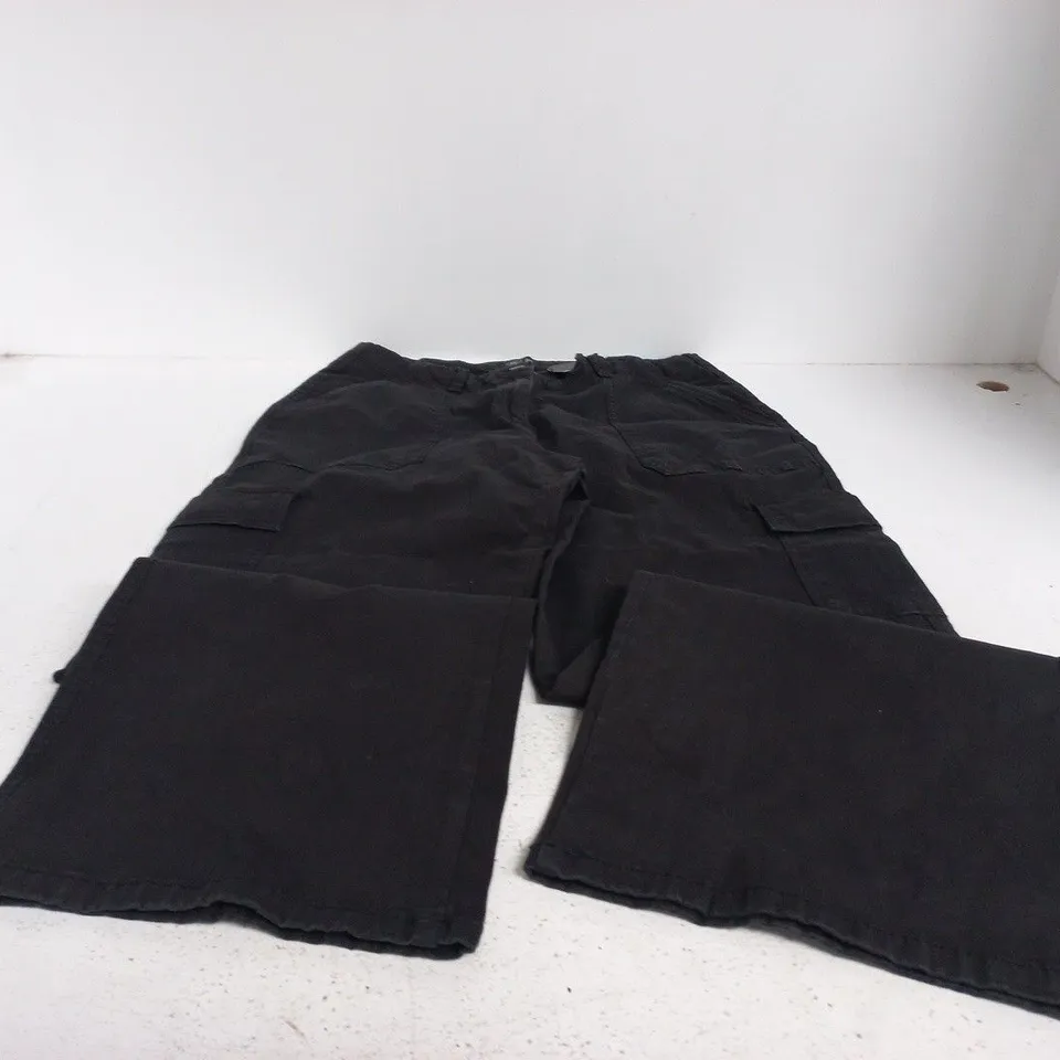 UK 16R MIGHTY YOUNG THREADS WOMEN'S PREMIUM WEAR BLACK CARGO PANTS