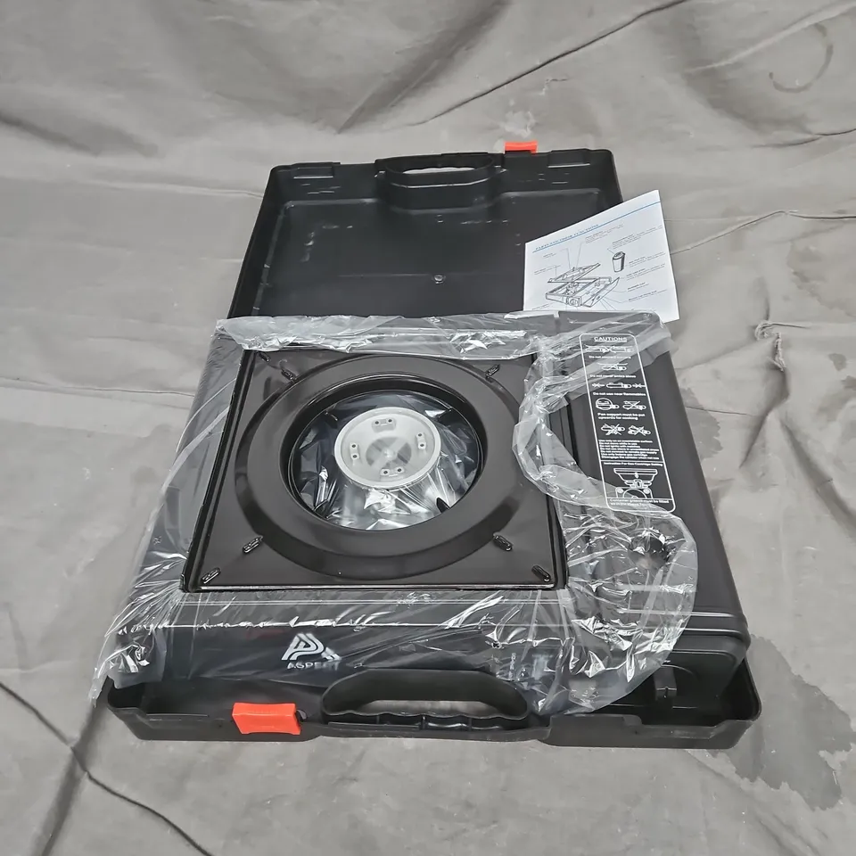 PORTABLE CAMPING STOVE IN BLACK