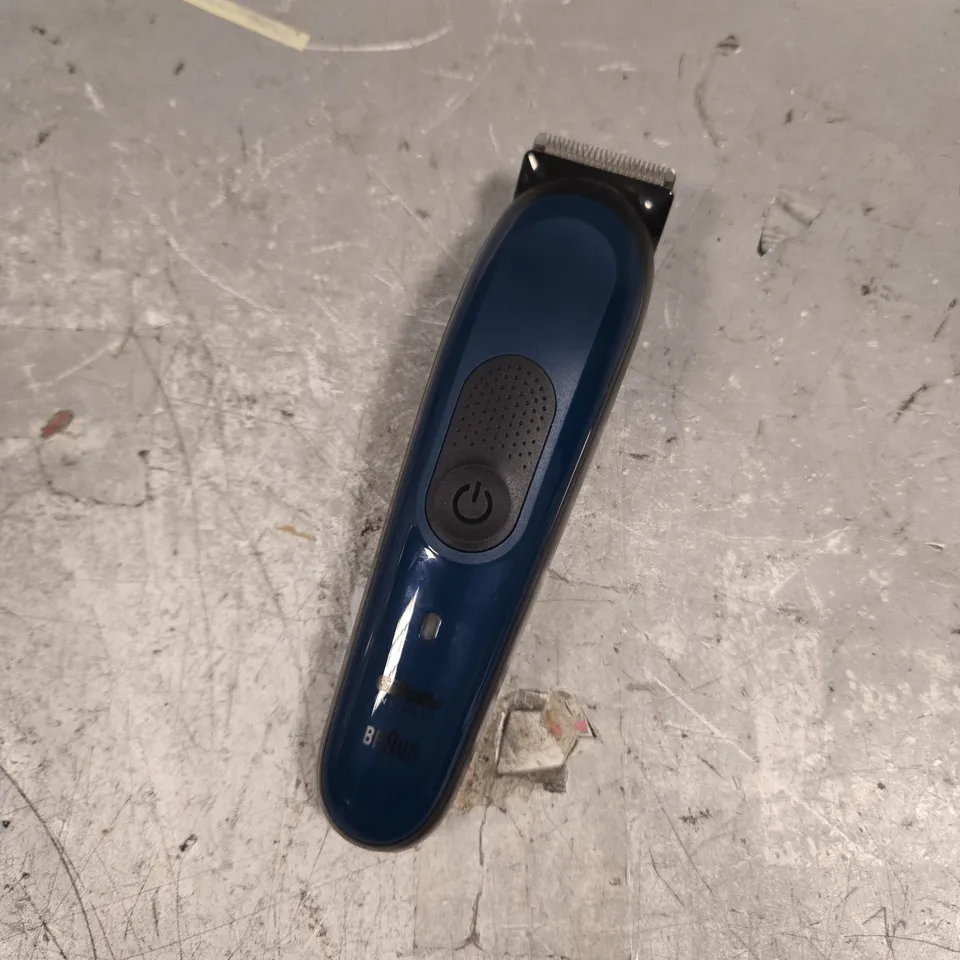 GILLETTE I3 BODY HAIR TRIMMER 