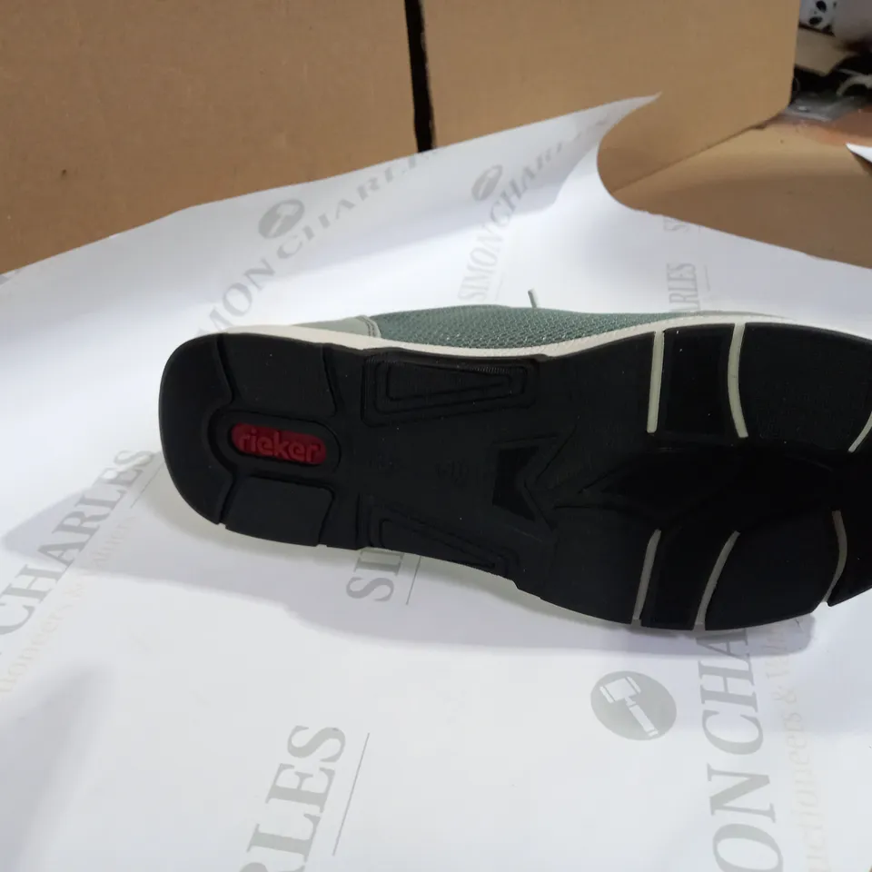 RIEKER MINT TRAINERS SIZE 6