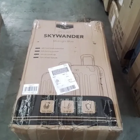 BOXED LUGG LIGHTWEIGHT TRAVEL SUITCASE