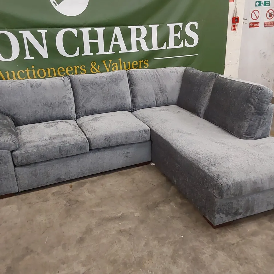 DESIGNER SALERNO STANDARD FABRIC CORNER CHAISE SOFA