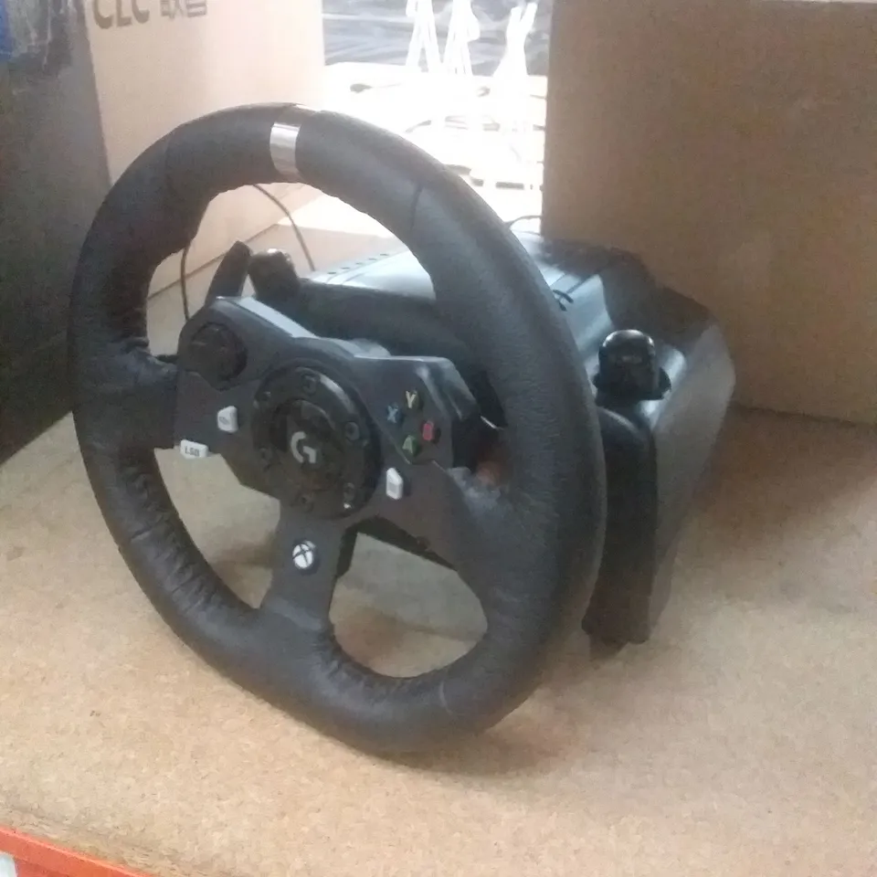 LOGITECH G920 DRIVING FORCE RACING WHEEL