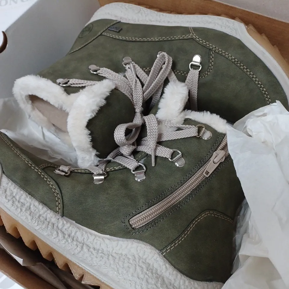 BOXED RIEKER ANTISTRESS HIKING BOOTS, KHAKI - SIZE 6