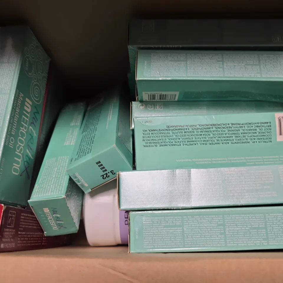 BOX OF APPROXIMATELY 12 ASSORTED HEALTH & BEAUTY ITEMS TO INCLUDE - NUTRILUX INTERCOSMO MACADAMIA OIL , VOILA COVERAGE COLOR CARE INTENSE ,REVLON MAGNET OIL DEVELOPER 