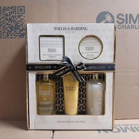 BAYLIS & HARDING SIGNATURE COLLECTION SKINCARE SET