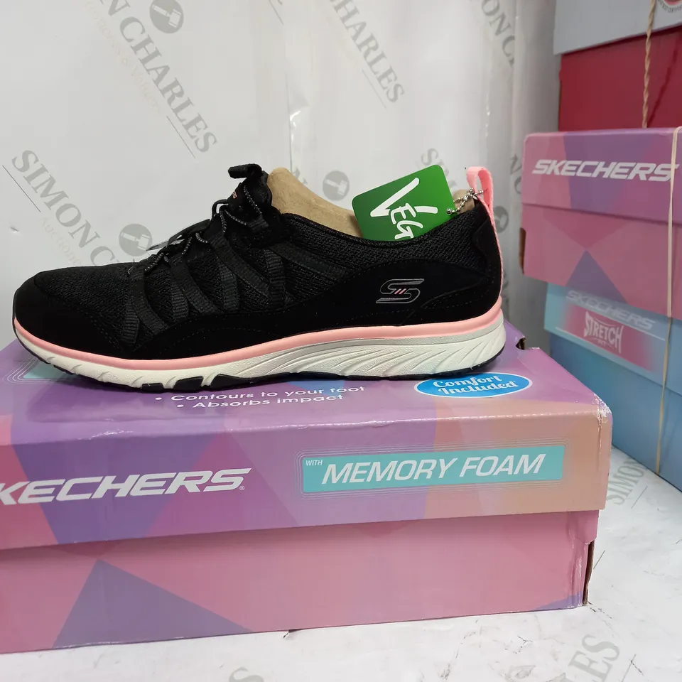SKETCHERS GRATIS TRAINERS BLACK SIZE 6