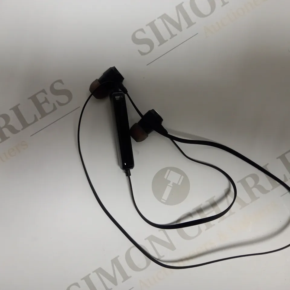 BOXED A-15 WIRELESS SPORT HEADPHONES 