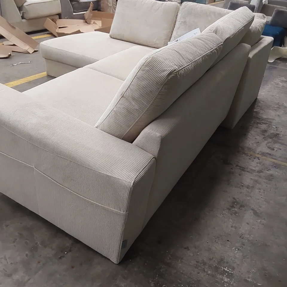 LOFTY LILLY UPHOLSTERED CORNER SOFA 