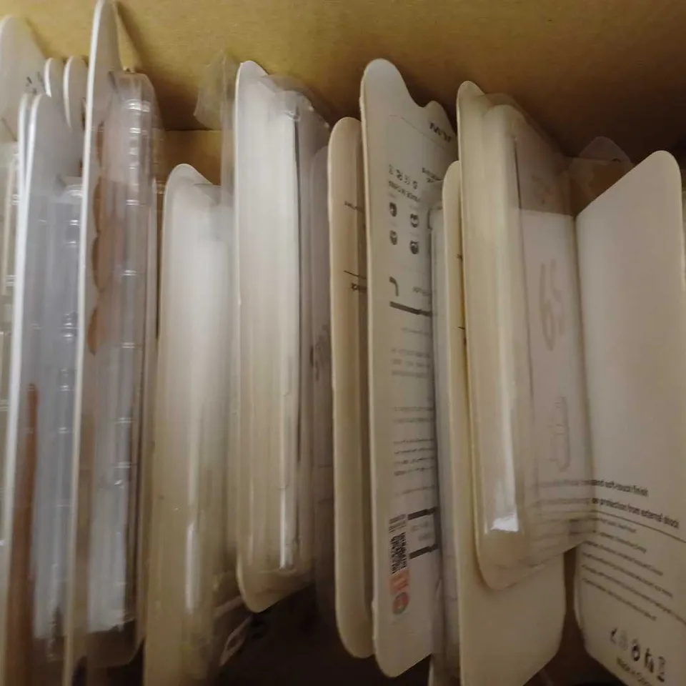 LOT OF APPROX 20 ASSORTED SAMSUNG GALAXY PHONE CASES IN VARIOUS STYLES AND COLOURS, SUITABLE FOR S9, S9+, S10 PLUS, ETC	