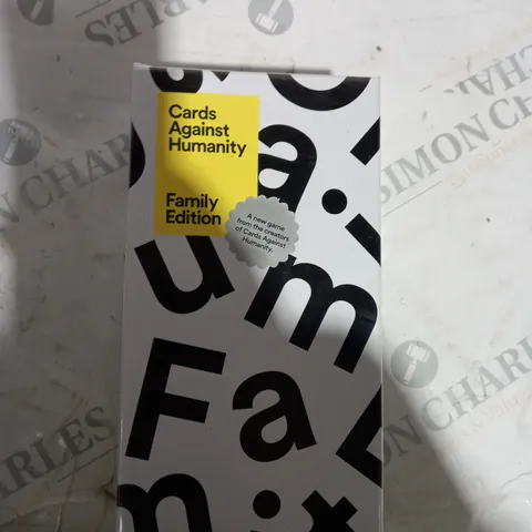 CARDS AGAINST HUMANITY - FAMILY EDITION