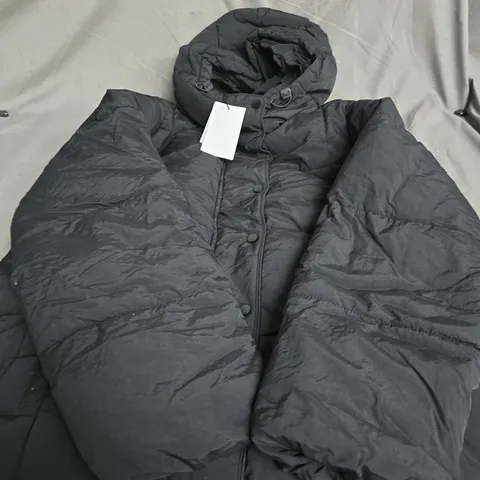 JDY WOMEN'S BLACK PUFFER JACKET WITH HOOD – UK SIZE L
