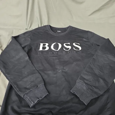 HUGO BOSS LONG SLEEVE SWEATER SIZE M