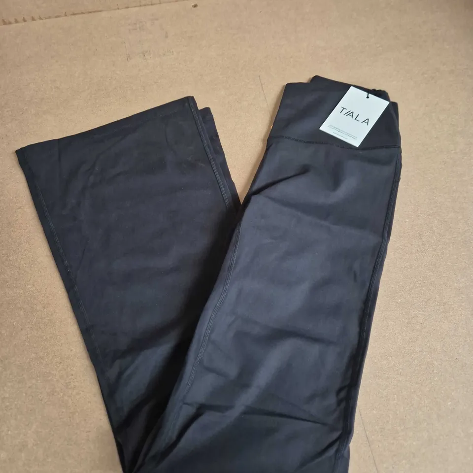 T/ALA DAYFLEX HIGH WAISTED FLARED YOGA PANTS 30INCH LEG NO FRONT SEAM IN BLACK - MEDIUM