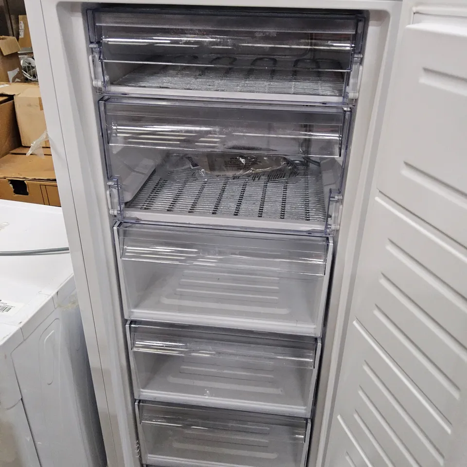 BRAND NEW WHITE KNIGHT TALL FREEZER WHITE DAF170H 