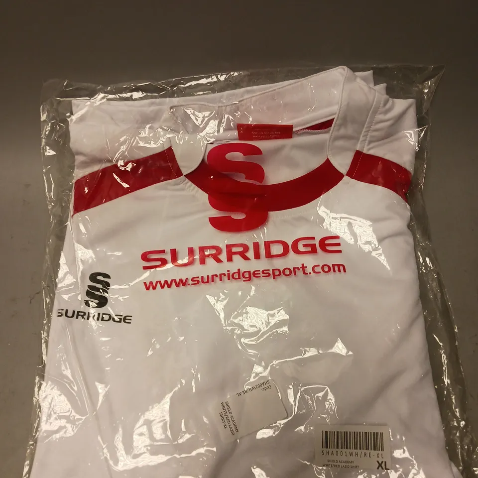 9 X SURRIDGE MENS FOOTBALL JERSEYS IN ASSORTED SIZES 