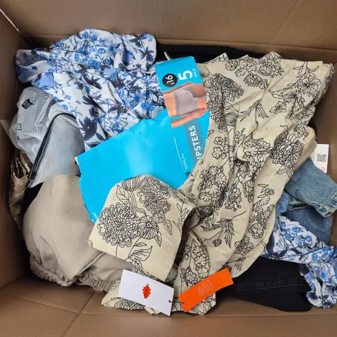 APPROXIMATELY 35 ASSORTED CLOTHING ITEMS IN VARIOUS SIZES, STYLES & COLOURS TO INCLUDE BRANDS SUCH AS M&S, MATALAN, ZARA, ETC - COLLECTION ONLY