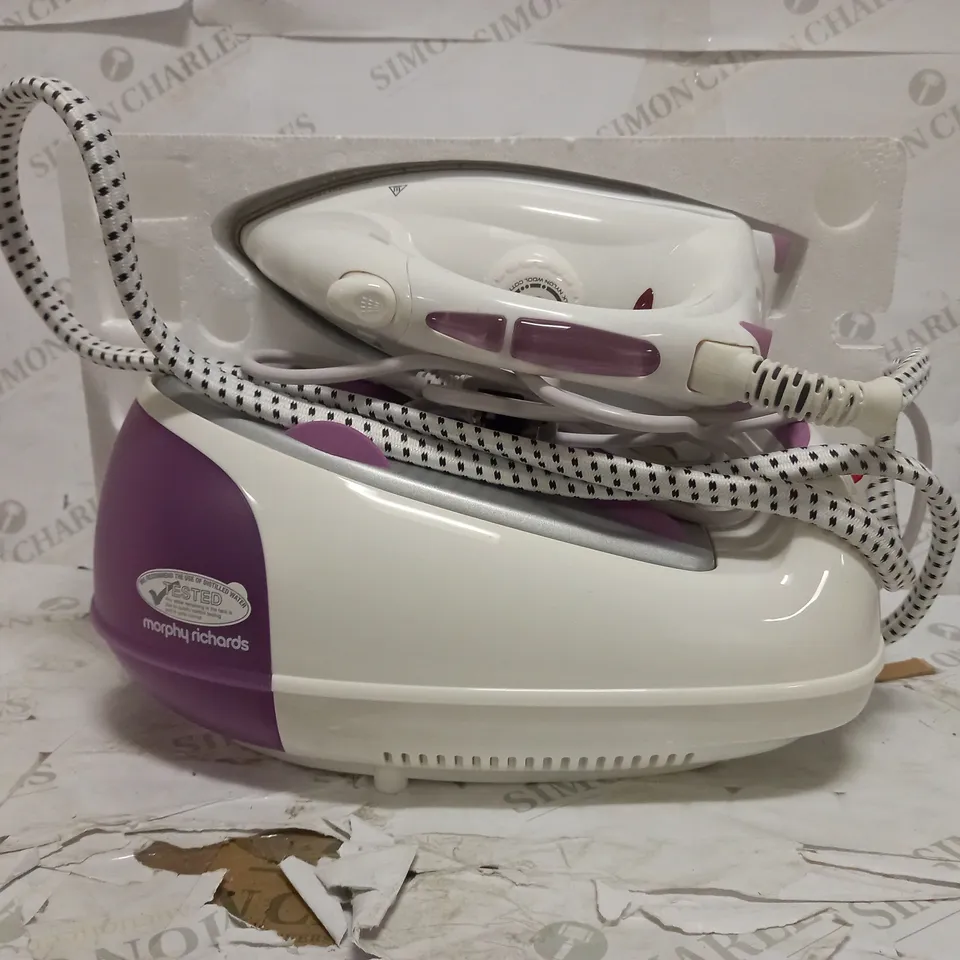 MORPHY RICHARDS JET STEAM GENERATOR IRON PINK/WHITE