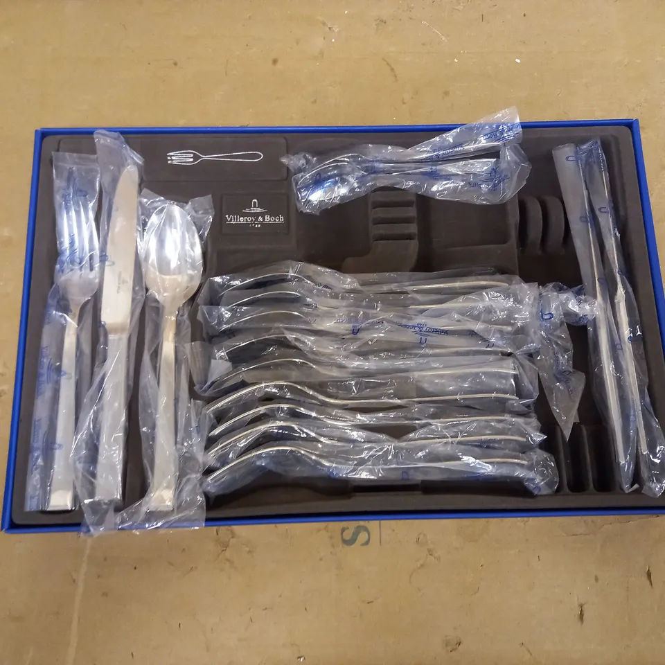 VILLEROY & BOCH VICTOR STAINLESS STEEL CUTLERY SET
