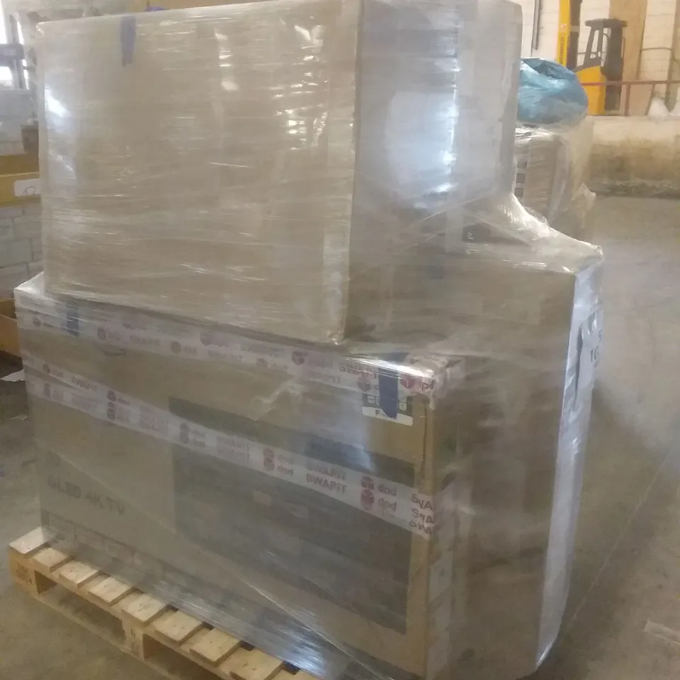 PALLET OF APPROXIMATELY 11 ASSORTED TELEVISIONS INCLUDING