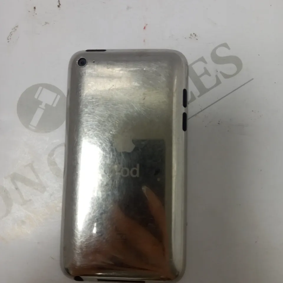 IPOD TOUCH 4TH GEN