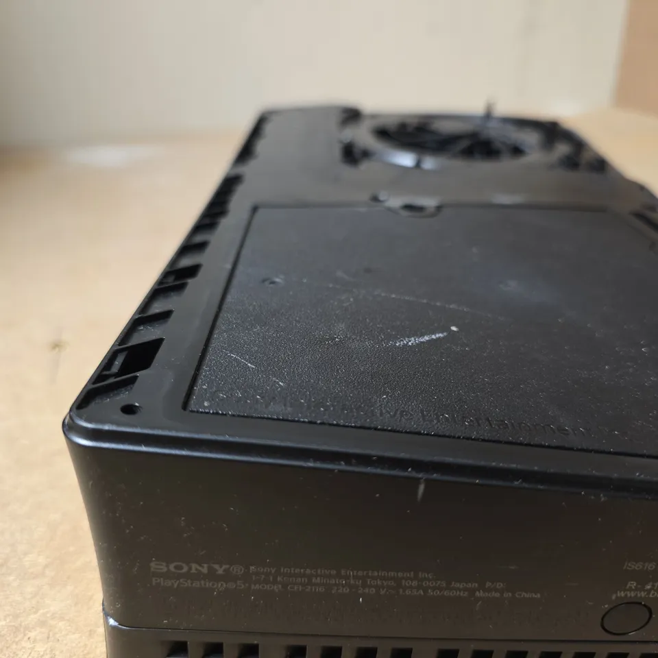 SONY PLAYSTATION 5 [PS5] CONSOLE - MISSING SIDE PANELS 