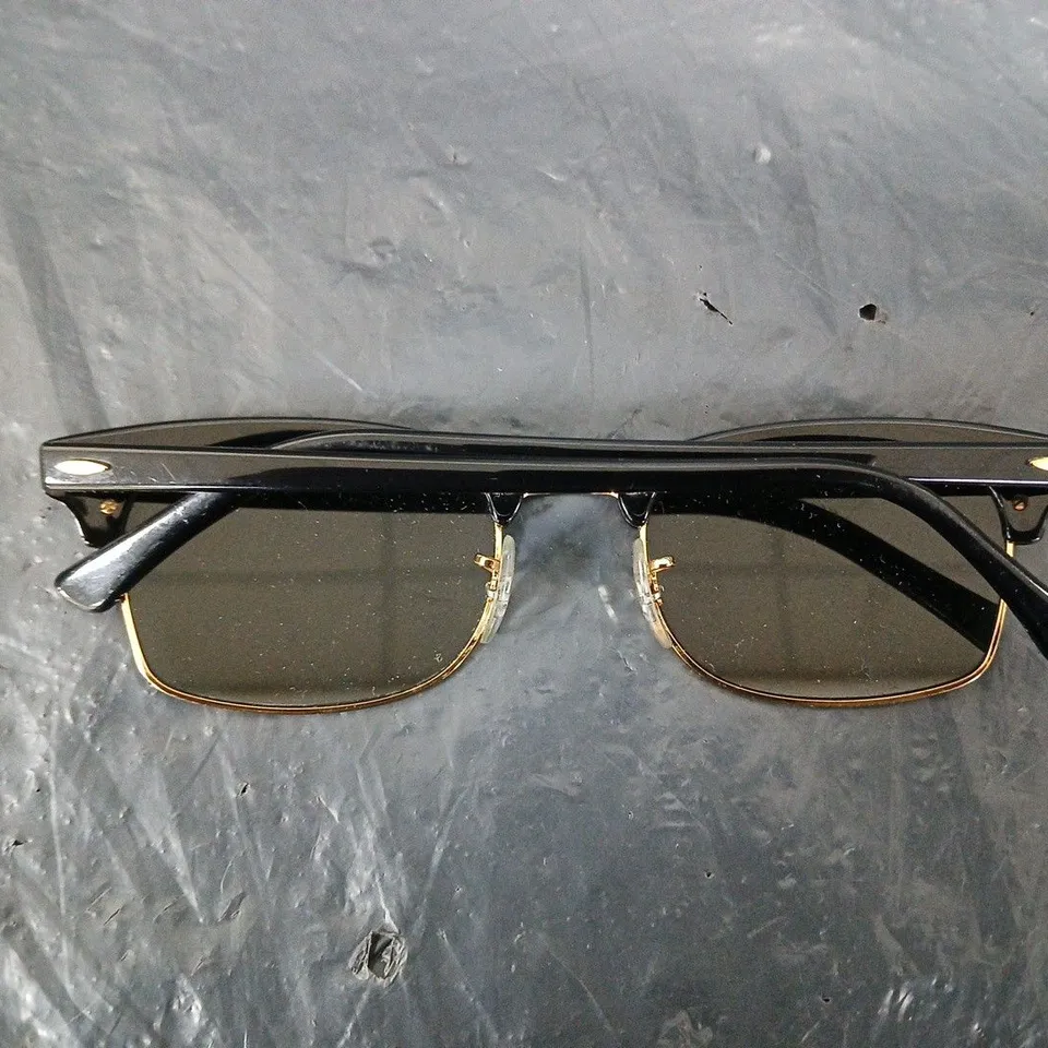 BOXED RAYBAN AVIATOR LARGE METAL SUNGLASSES