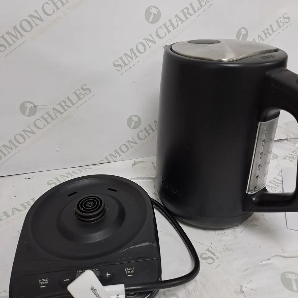 BOXED NINJA PERFECT TEMPERATURE KETTLE KT200UK