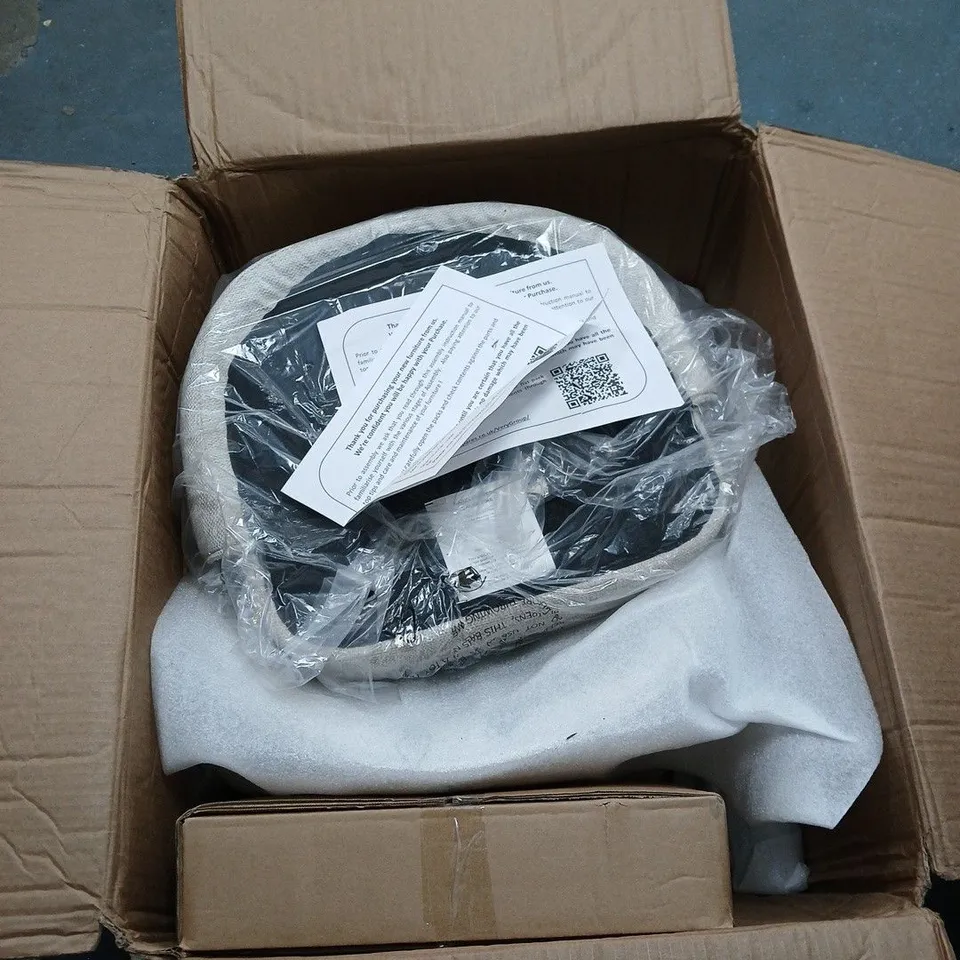 CARINA PAIR OF FABRIC BAR STOOLS