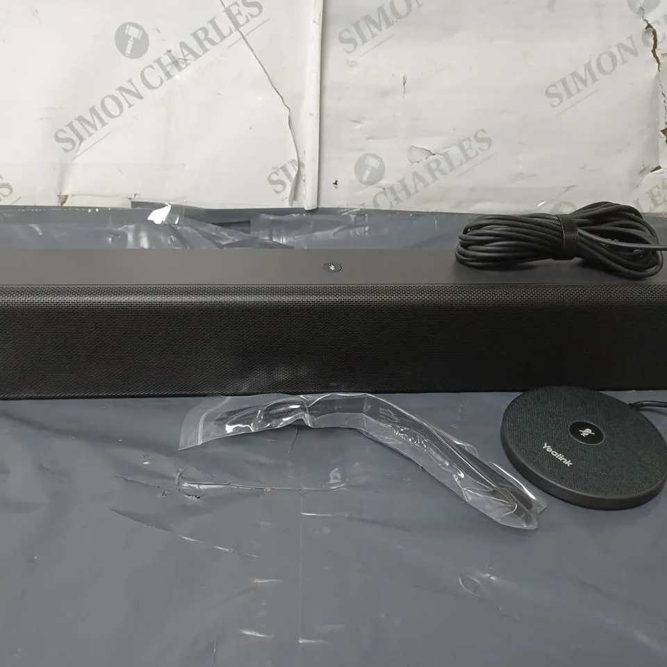 BOXED YEAHLINK VIDEO CONFERENCING SOUNDBAR & MICROPHONE ARRAY